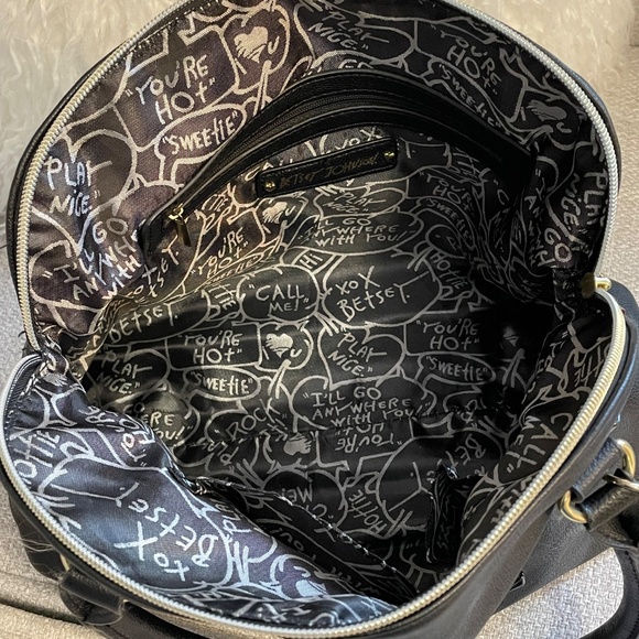 Betsey Johnson Black Bow Handbag - Picture 5 of 10